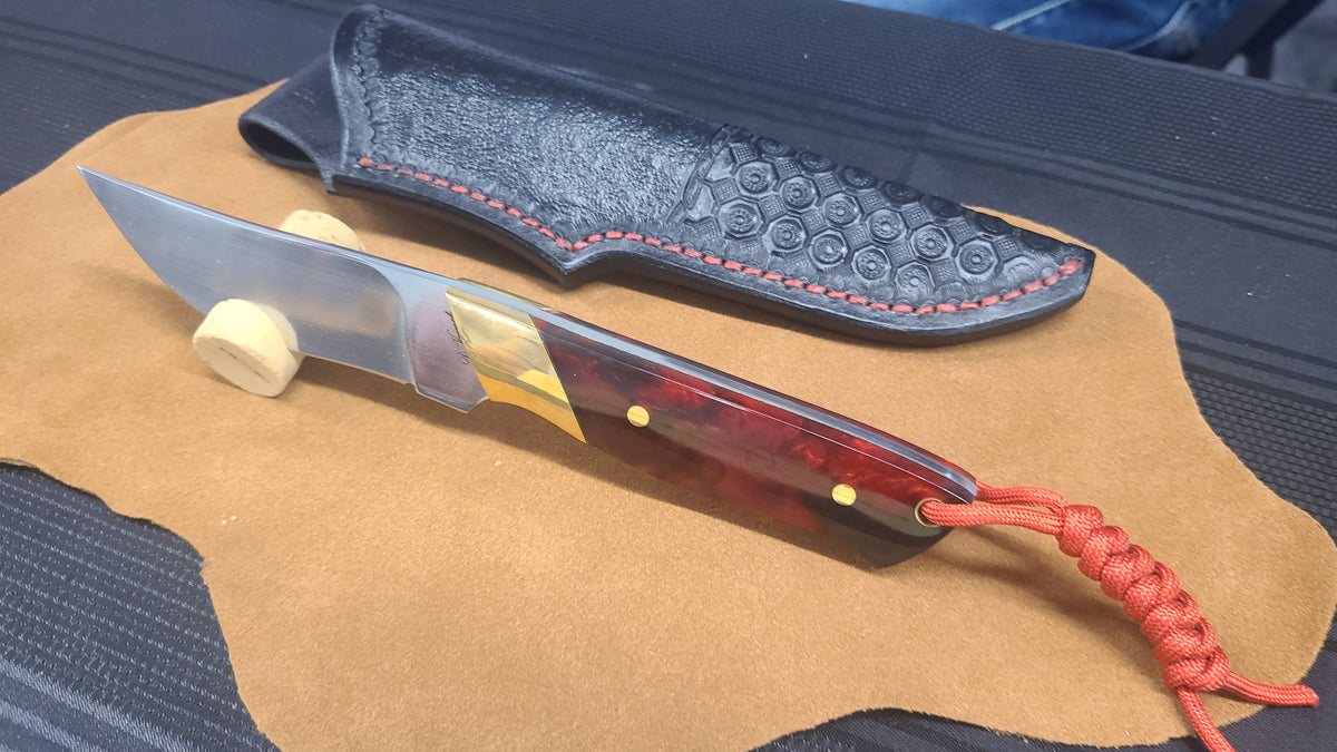 D. Veinot, 9" Trailing Point Hunter